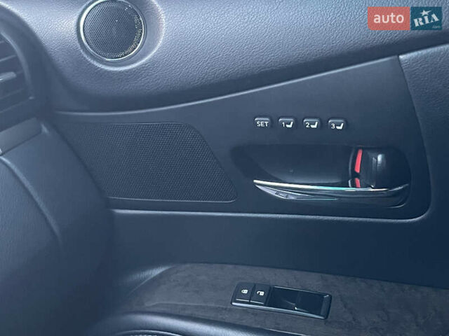 Білий Лексус РХ, об'ємом двигуна 3.46 л та пробігом 162 тис. км за 18900 $, фото 24 на Automoto.ua