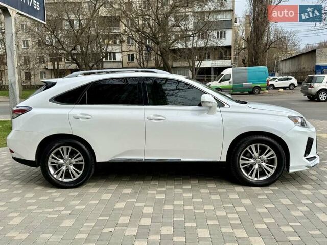 Белый Лексус РХ, объемом двигателя 3.46 л и пробегом 240 тыс. км за 18800 $, фото 3 на Automoto.ua