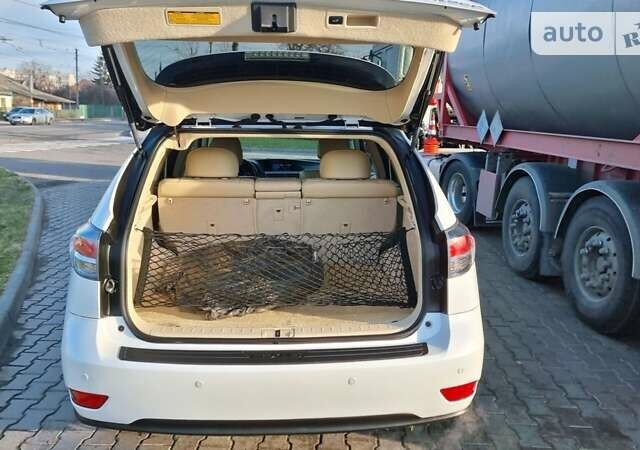 Білий Лексус РХ, об'ємом двигуна 3.5 л та пробігом 193 тис. км за 20000 $, фото 24 на Automoto.ua