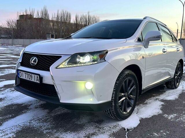Белый Лексус РХ, объемом двигателя 3.5 л и пробегом 16200 тыс. км за 23500 $, фото 1 на Automoto.ua
