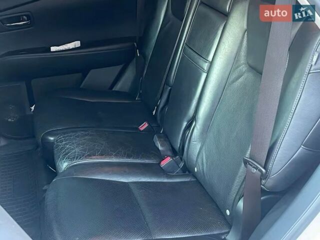 Белый Лексус РХ, объемом двигателя 3.46 л и пробегом 162 тыс. км за 19000 $, фото 13 на Automoto.ua