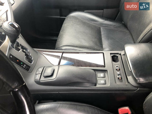 Белый Лексус РХ, объемом двигателя 3.5 л и пробегом 154 тыс. км за 27000 $, фото 11 на Automoto.ua