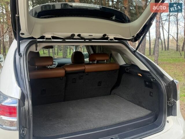 Белый Лексус РХ, объемом двигателя 3.46 л и пробегом 230 тыс. км за 19000 $, фото 20 на Automoto.ua