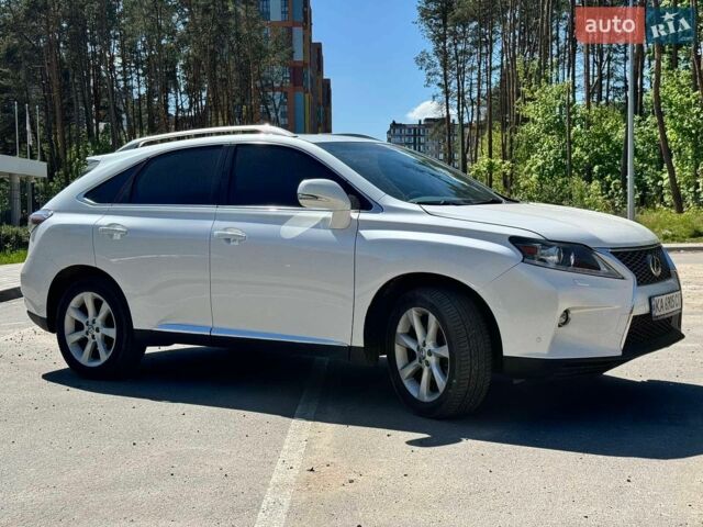 Белый Лексус РХ, объемом двигателя 3.5 л и пробегом 248 тыс. км за 17000 $, фото 3 на Automoto.ua