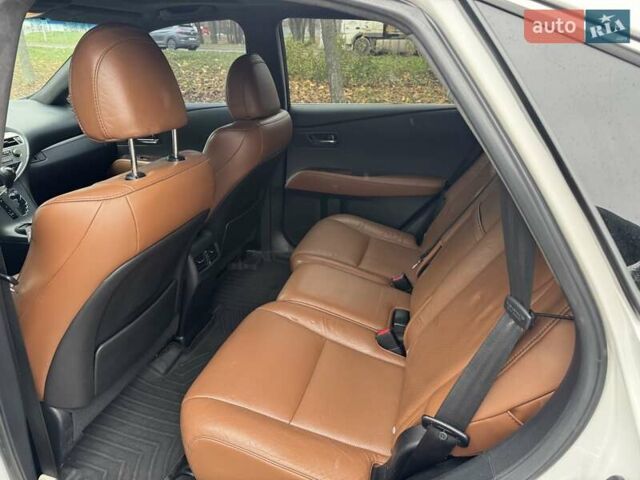 Белый Лексус РХ, объемом двигателя 3.46 л и пробегом 198 тыс. км за 19200 $, фото 22 на Automoto.ua