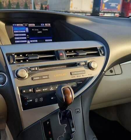 Білий Лексус РХ, об'ємом двигуна 3.5 л та пробігом 193 тис. км за 20000 $, фото 26 на Automoto.ua