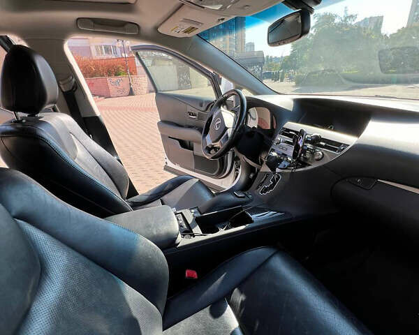 Белый Лексус РХ, объемом двигателя 3.46 л и пробегом 157 тыс. км за 24000 $, фото 12 на Automoto.ua