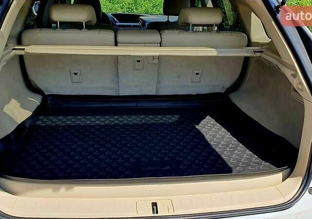 Белый Лексус РХ, объемом двигателя 3.5 л и пробегом 193 тыс. км за 21900 $, фото 3 на Automoto.ua