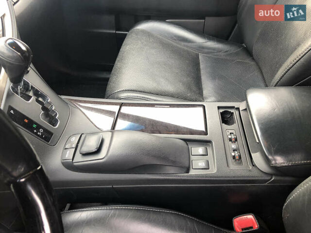 Белый Лексус РХ, объемом двигателя 3.5 л и пробегом 154 тыс. км за 27000 $, фото 9 на Automoto.ua