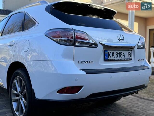 Белый Лексус РХ, объемом двигателя 3.46 л и пробегом 127 тыс. км за 24500 $, фото 17 на Automoto.ua