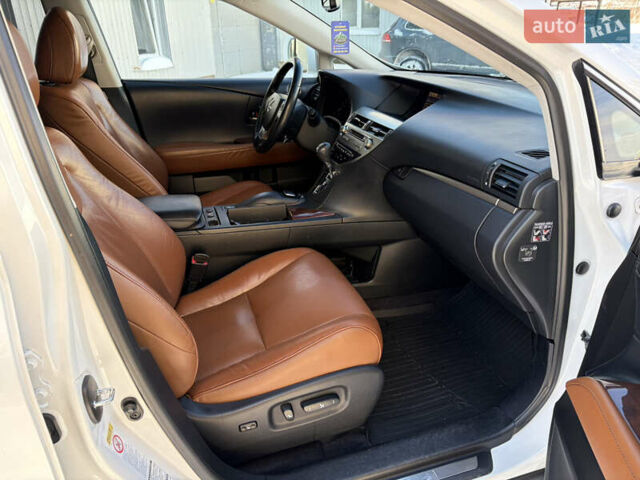 Білий Лексус РХ, об'ємом двигуна 3.46 л та пробігом 273 тис. км за 18500 $, фото 28 на Automoto.ua
