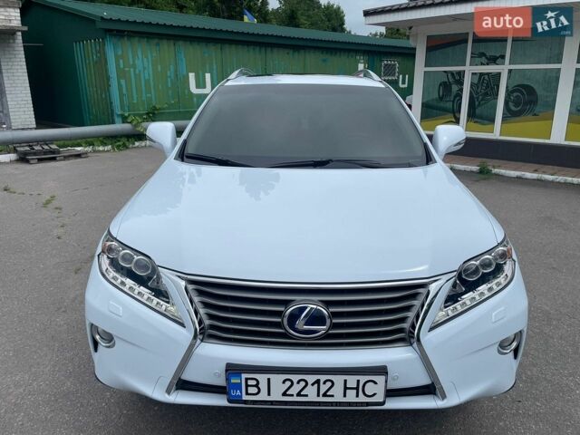 Белый Лексус РХ, объемом двигателя 3.46 л и пробегом 121 тыс. км за 25000 $, фото 1 на Automoto.ua