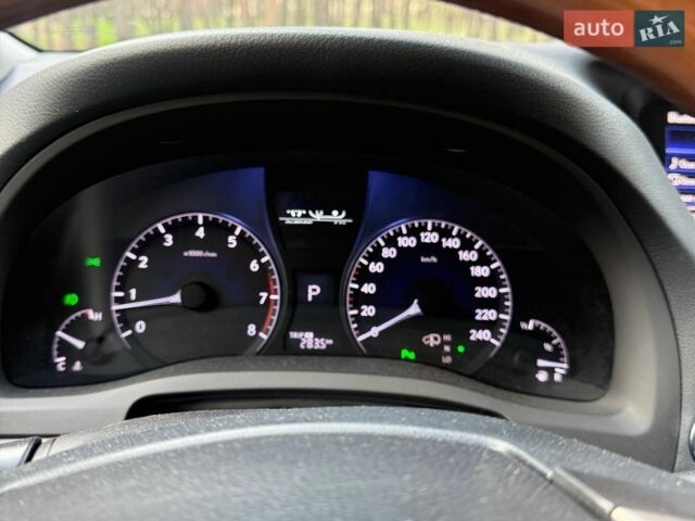 Белый Лексус РХ, объемом двигателя 3.46 л и пробегом 230 тыс. км за 19000 $, фото 35 на Automoto.ua