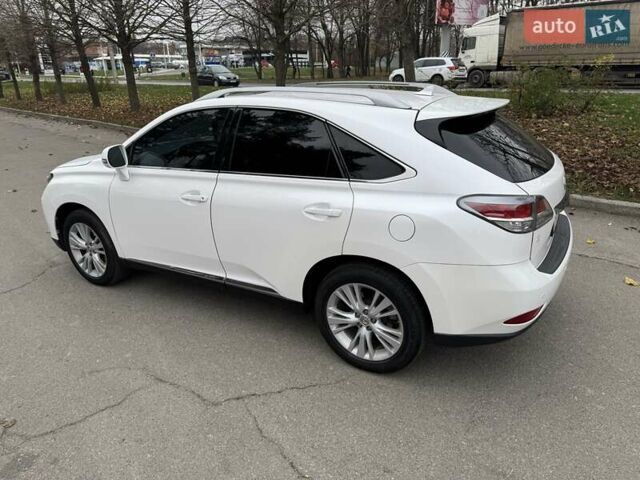 Белый Лексус РХ, объемом двигателя 3.46 л и пробегом 198 тыс. км за 19200 $, фото 3 на Automoto.ua