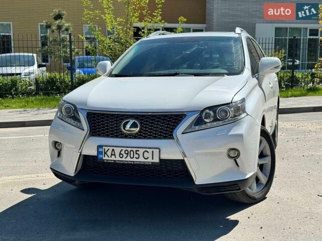 Белый Лексус РХ, объемом двигателя 3.5 л и пробегом 248 тыс. км за 17000 $, фото 1 на Automoto.ua