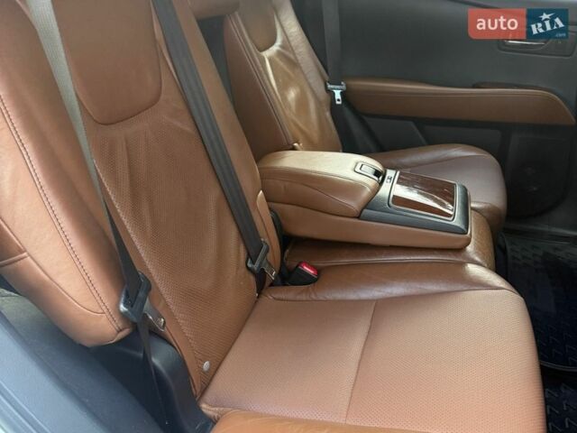 Белый Лексус РХ, объемом двигателя 3.46 л и пробегом 230 тыс. км за 19000 $, фото 30 на Automoto.ua