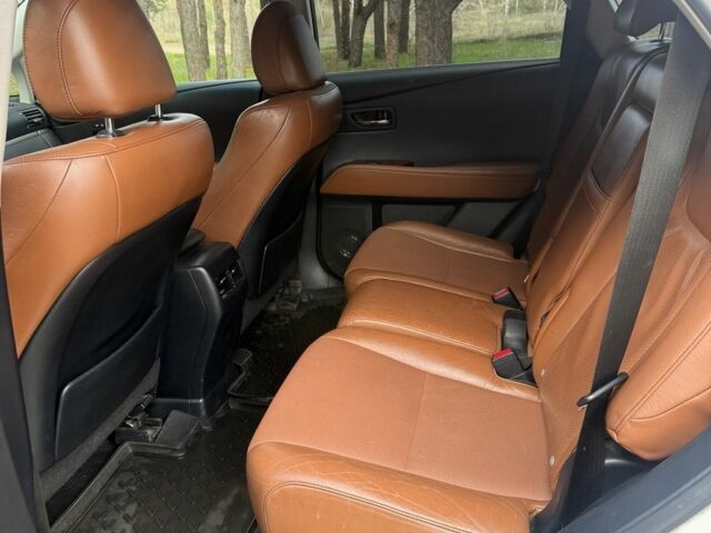 Білий Лексус РХ, об'ємом двигуна 3.46 л та пробігом 230 тис. км за 19000 $, фото 9 на Automoto.ua
