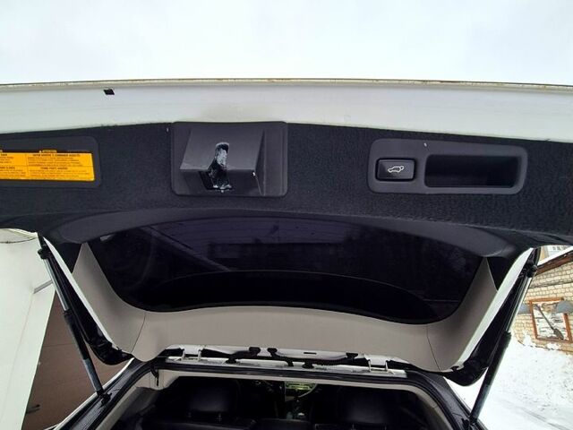 Білий Лексус РХ, об'ємом двигуна 3.5 л та пробігом 255 тис. км за 19000 $, фото 7 на Automoto.ua