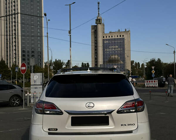 Белый Лексус РХ, объемом двигателя 3.46 л и пробегом 234 тыс. км за 17500 $, фото 2 на Automoto.ua