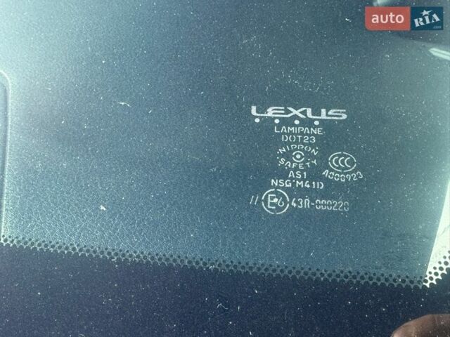 Белый Лексус РХ, объемом двигателя 3.5 л и пробегом 150 тыс. км за 23200 $, фото 10 на Automoto.ua