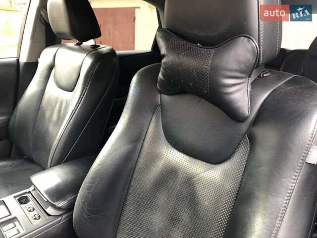 Белый Лексус РХ, объемом двигателя 3.5 л и пробегом 154 тыс. км за 27000 $, фото 8 на Automoto.ua