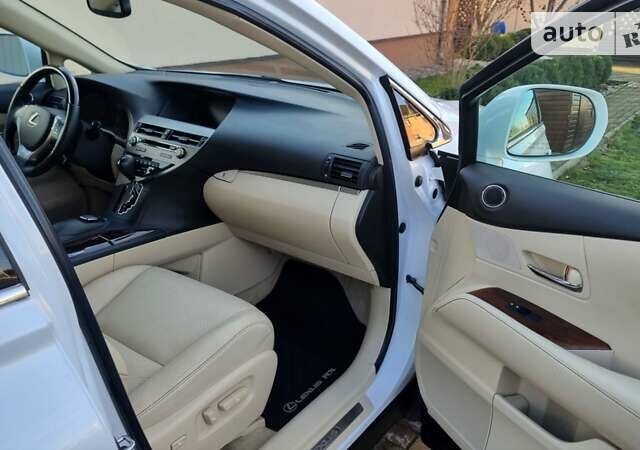 Білий Лексус РХ, об'ємом двигуна 3.5 л та пробігом 193 тис. км за 20000 $, фото 16 на Automoto.ua
