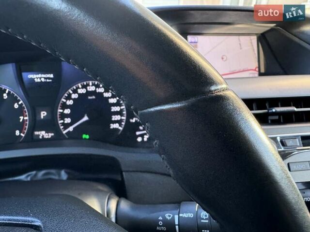 Белый Лексус РХ, объемом двигателя 3.46 л и пробегом 127 тыс. км за 24500 $, фото 49 на Automoto.ua
