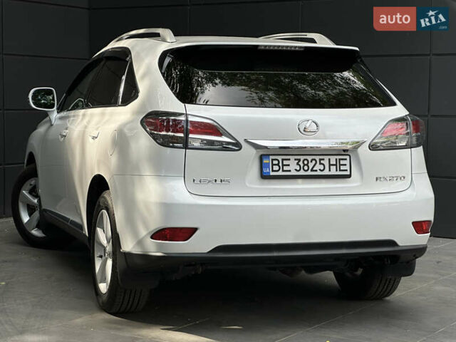 Белый Лексус РХ, объемом двигателя 2.7 л и пробегом 189 тыс. км за 17999 $, фото 3 на Automoto.ua
