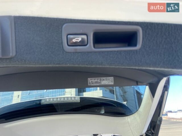 Белый Лексус РХ, объемом двигателя 3.46 л и пробегом 169 тыс. км за 18999 $, фото 25 на Automoto.ua