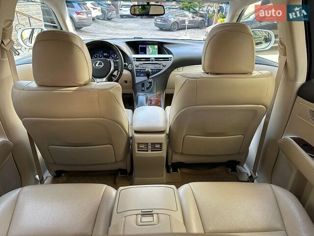 Белый Лексус РХ, объемом двигателя 3.46 л и пробегом 107 тыс. км за 15900 $, фото 34 на Automoto.ua