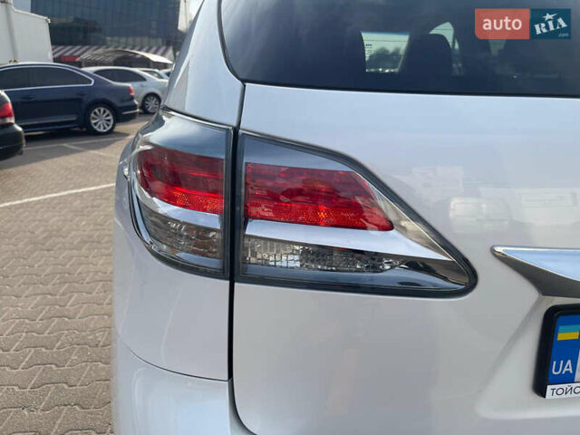 Білий Лексус РХ, об'ємом двигуна 3.46 л та пробігом 210 тис. км за 18900 $, фото 11 на Automoto.ua