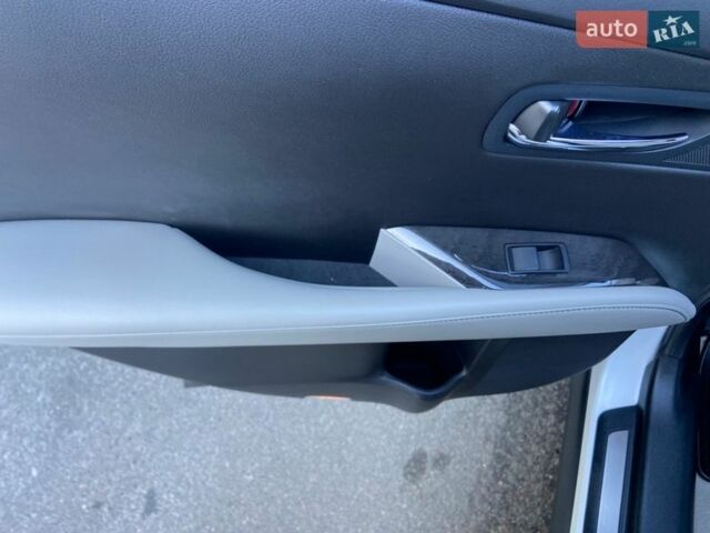 Белый Лексус РХ, объемом двигателя 3.46 л и пробегом 169 тыс. км за 18999 $, фото 16 на Automoto.ua