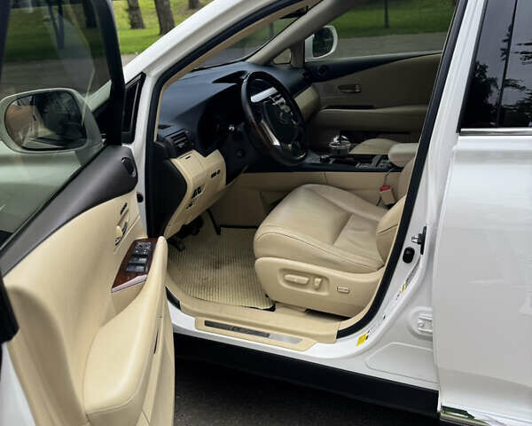 Білий Лексус РХ, об'ємом двигуна 3.46 л та пробігом 160 тис. км за 17200 $, фото 7 на Automoto.ua
