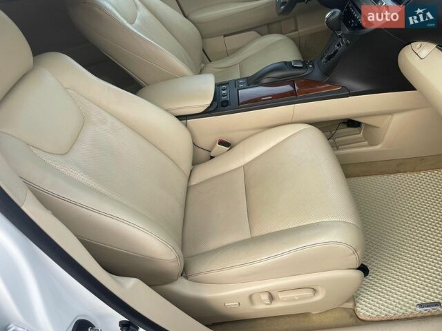 Білий Лексус РХ, об'ємом двигуна 3.46 л та пробігом 195 тис. км за 18500 $, фото 21 на Automoto.ua