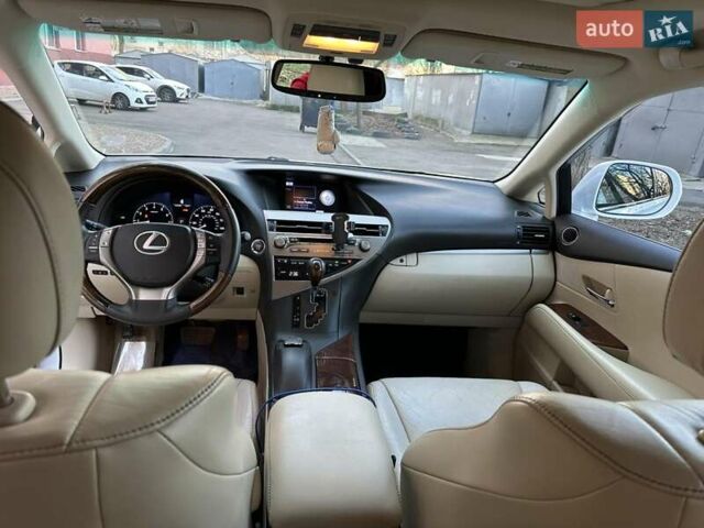 Білий Лексус РХ, об'ємом двигуна 3.5 л та пробігом 215 тис. км за 18000 $, фото 6 на Automoto.ua