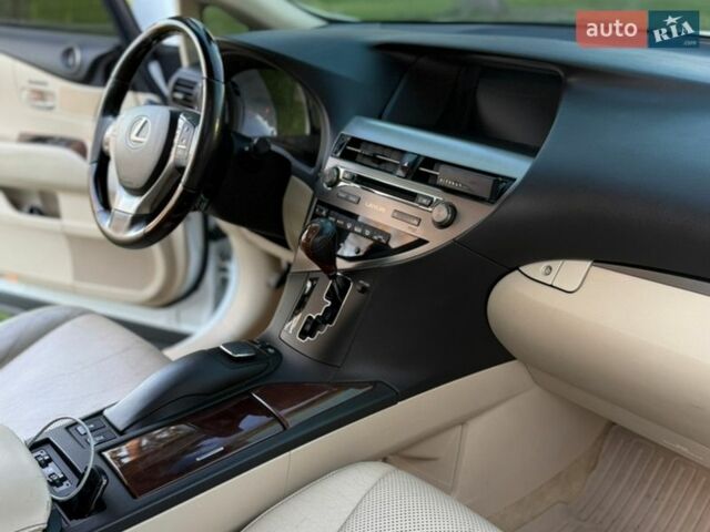 Білий Лексус РХ, об'ємом двигуна 3.46 л та пробігом 160 тис. км за 18500 $, фото 16 на Automoto.ua