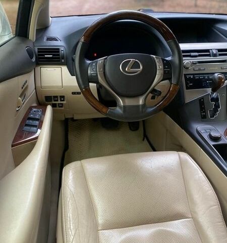 Белый Лексус РХ, объемом двигателя 3.46 л и пробегом 172 тыс. км за 18200 $, фото 12 на Automoto.ua