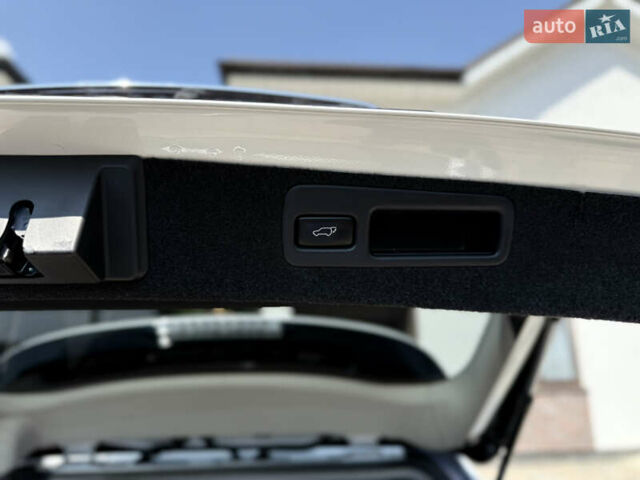 Белый Лексус РХ, объемом двигателя 3.46 л и пробегом 131 тыс. км за 24999 $, фото 28 на Automoto.ua