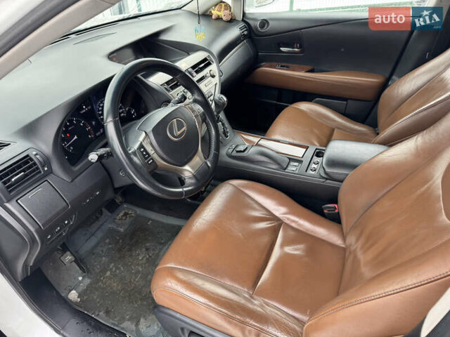 Белый Лексус РХ, объемом двигателя 3.46 л и пробегом 225 тыс. км за 18990 $, фото 9 на Automoto.ua