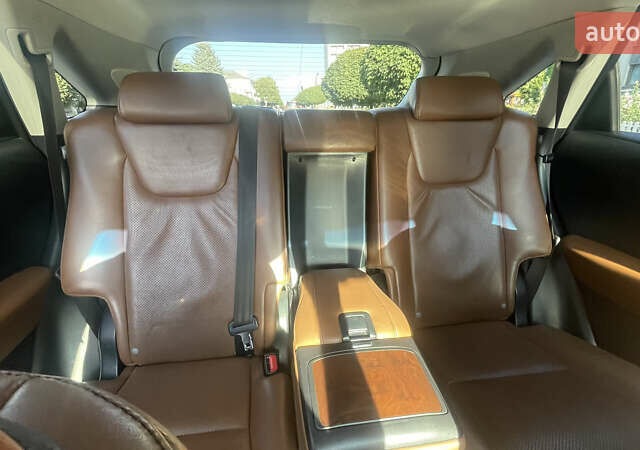 Белый Лексус РХ, объемом двигателя 3.46 л и пробегом 130 тыс. км за 27000 $, фото 14 на Automoto.ua