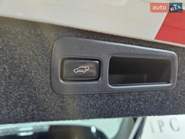 Белый Лексус РХ, объемом двигателя 3.46 л и пробегом 200 тыс. км за 21999 $, фото 13 на Automoto.ua