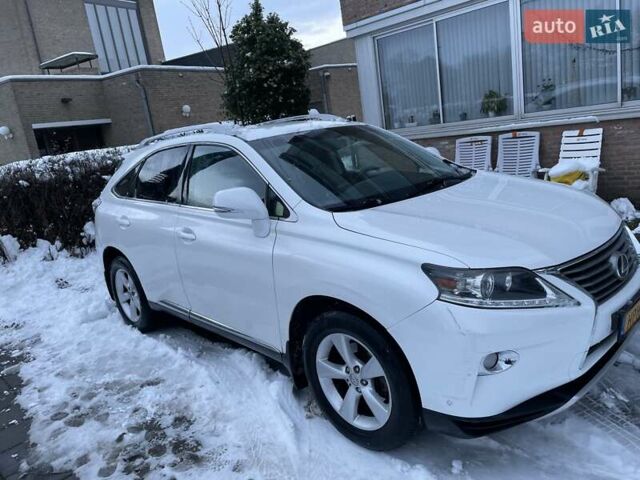 Белый Лексус РХ, объемом двигателя 2.67 л и пробегом 119 тыс. км за 19890 $, фото 6 на Automoto.ua