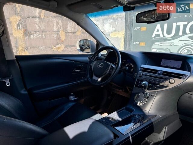 Белый Лексус РХ, объемом двигателя 2.67 л и пробегом 124 тыс. км за 19700 $, фото 10 на Automoto.ua