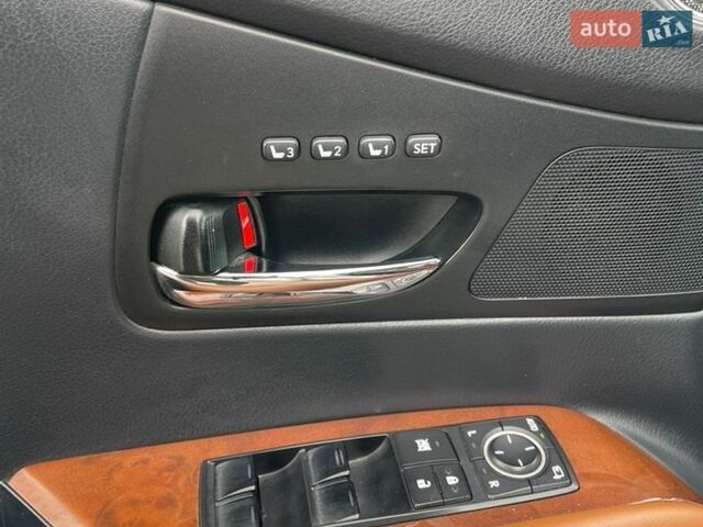Белый Лексус РХ, объемом двигателя 3.46 л и пробегом 334 тыс. км за 16990 $, фото 9 на Automoto.ua