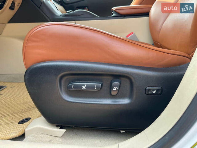 Білий Лексус РХ, об'ємом двигуна 3.46 л та пробігом 210 тис. км за 18900 $, фото 34 на Automoto.ua