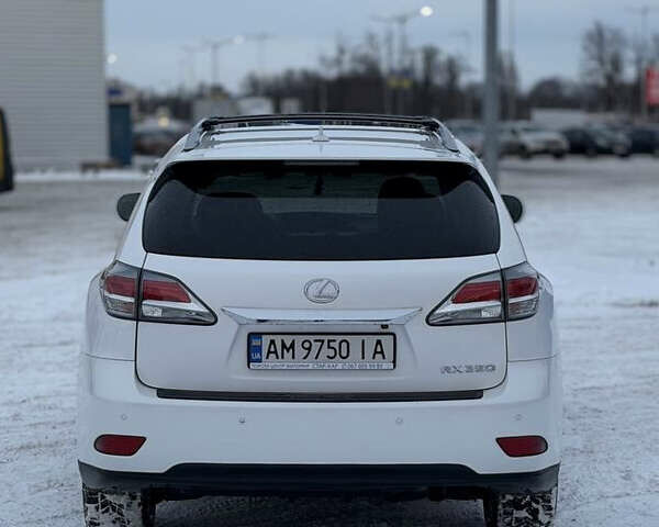 Белый Лексус РХ, объемом двигателя 3.46 л и пробегом 210 тыс. км за 16900 $, фото 4 на Automoto.ua