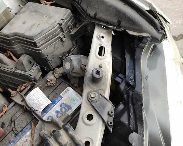 Білий Лексус РХ, об'ємом двигуна 3.5 л та пробігом 169 тис. км за 9700 $, фото 31 на Automoto.ua