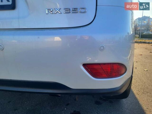 Белый Лексус РХ, объемом двигателя 3.5 л и пробегом 237 тыс. км за 21999 $, фото 19 на Automoto.ua