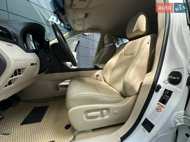 Белый Лексус РХ, объемом двигателя 2.7 л и пробегом 189 тыс. км за 17999 $, фото 60 на Automoto.ua