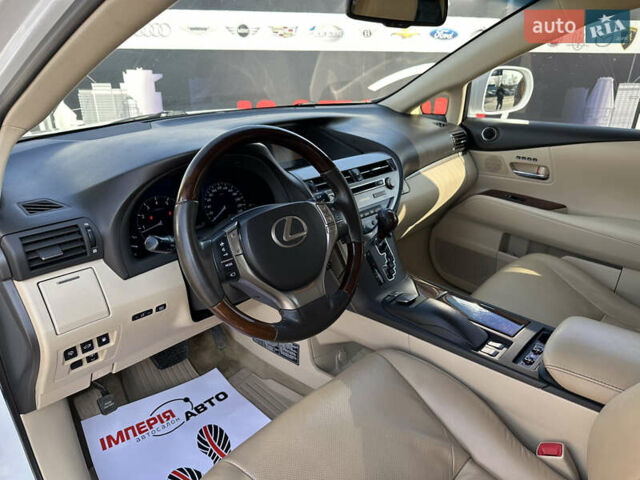 Белый Лексус РХ, объемом двигателя 3.46 л и пробегом 238 тыс. км за 21900 $, фото 13 на Automoto.ua